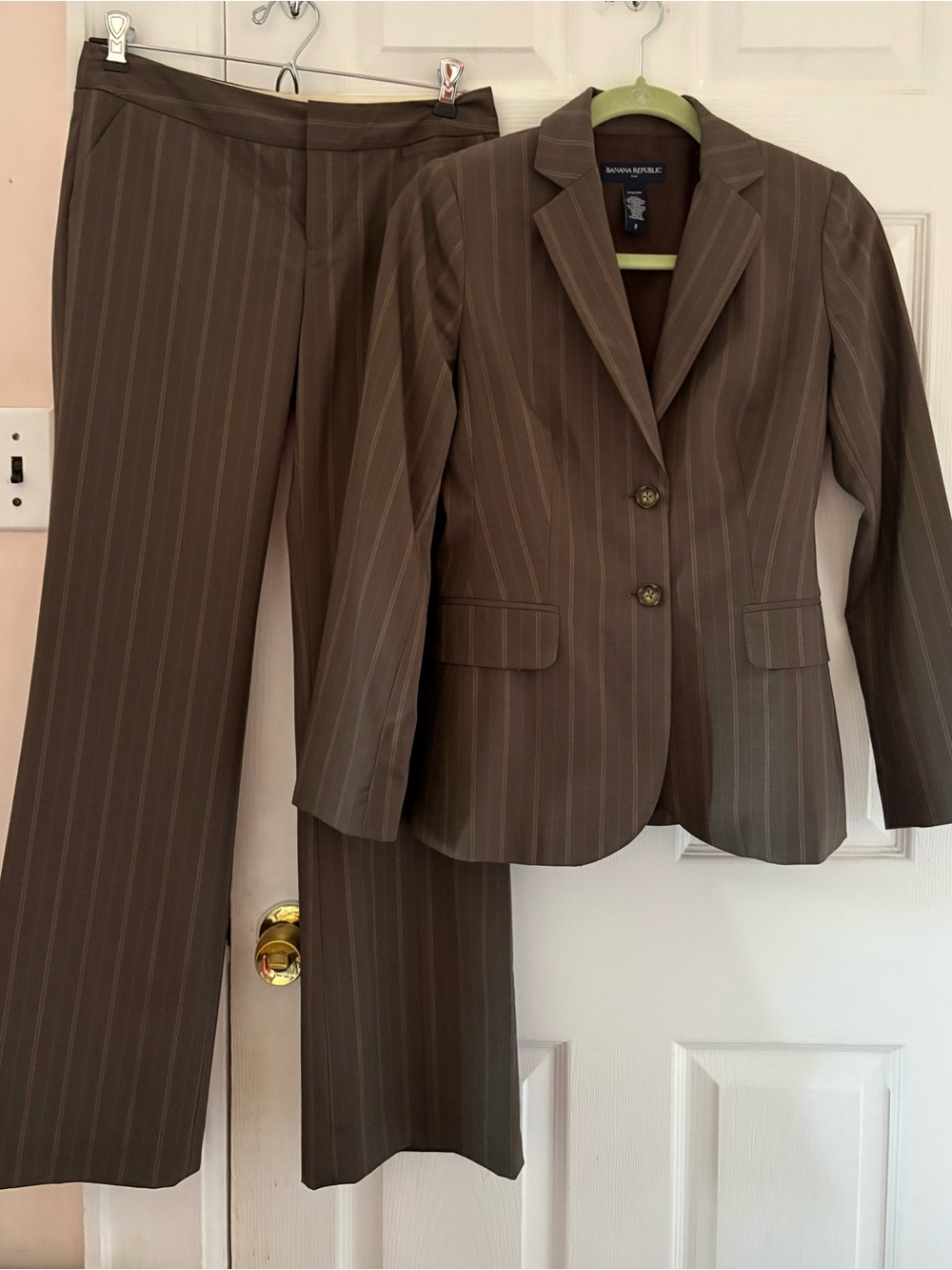 Banana Republic Brown Pinstripe Women's Two-Piece Suit Size 0 - Picture 2 of 16